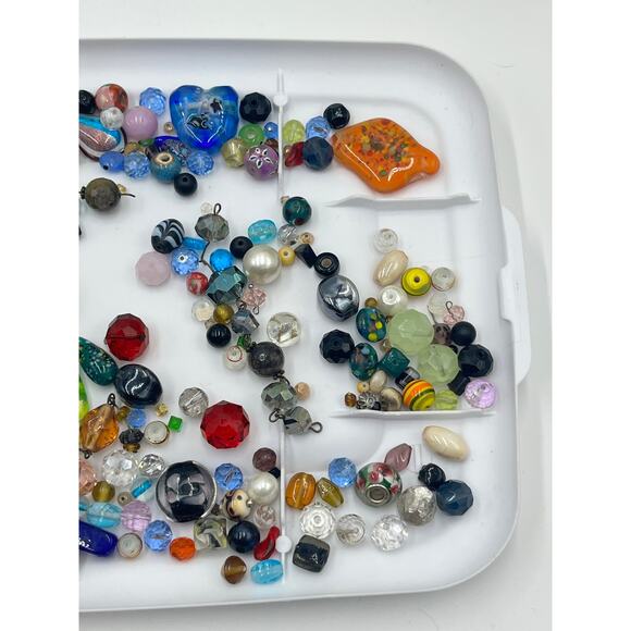 One Pound Mix of Assorted Glass Beads for Jewelry Making, Craft, Repurpose LOT 7 - Picture 6 of 8